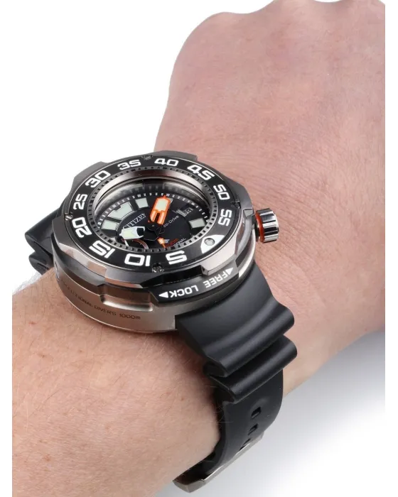 Citizen Eco-Drive Promaster BN7020-09E - 