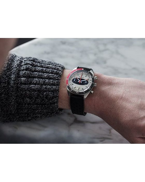Bulova Surfboard Collection Chronograph 98A252 - 