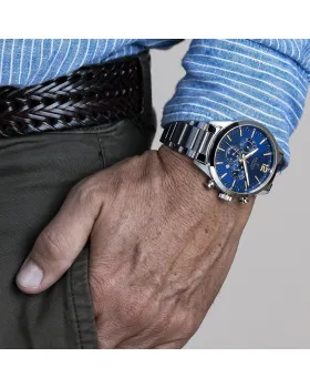 Festina Chronograph F20343/2, όψη 3