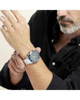 Festina Chronograph F20575/2, όψη 3
