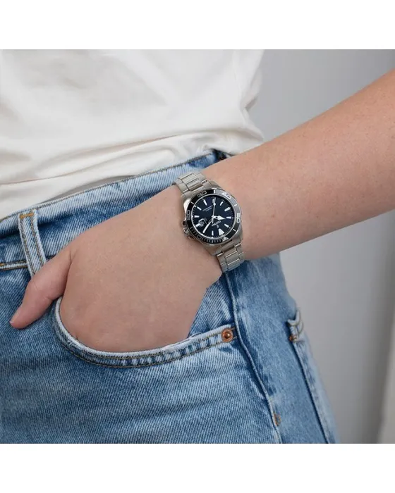 Festina F20503/4, όψη 2