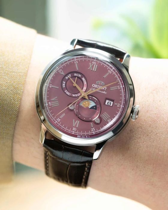 Orient Classic Sun and Moon Automatic RA-AK0807R - 